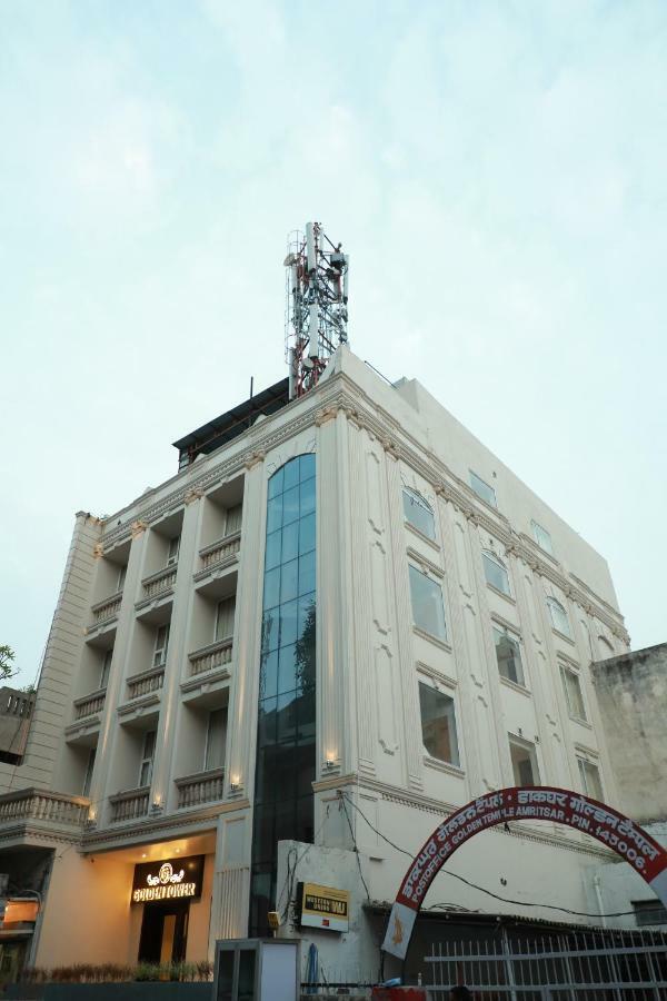 אמריצר Hotel Golden Tower Near Heritage Street מראה חיצוני תמונה